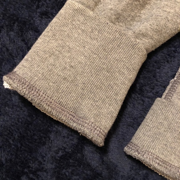 Gray Hollister Sweatshirt Size XS - Picture 4 of 7